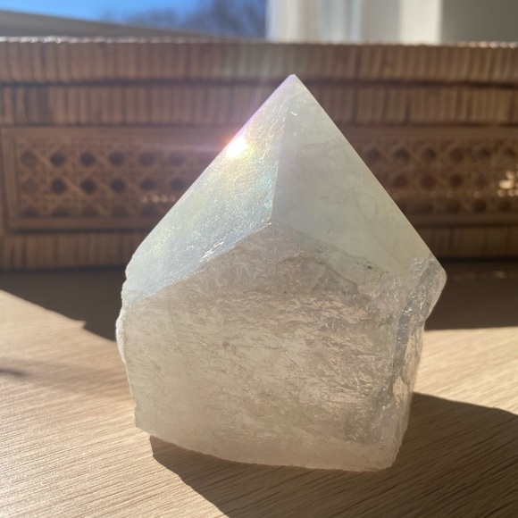 Angel Aura Quartz Point